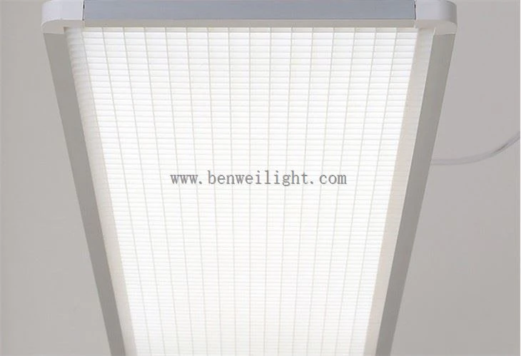 1200x300 mm Led loftslampe i klasseværelset