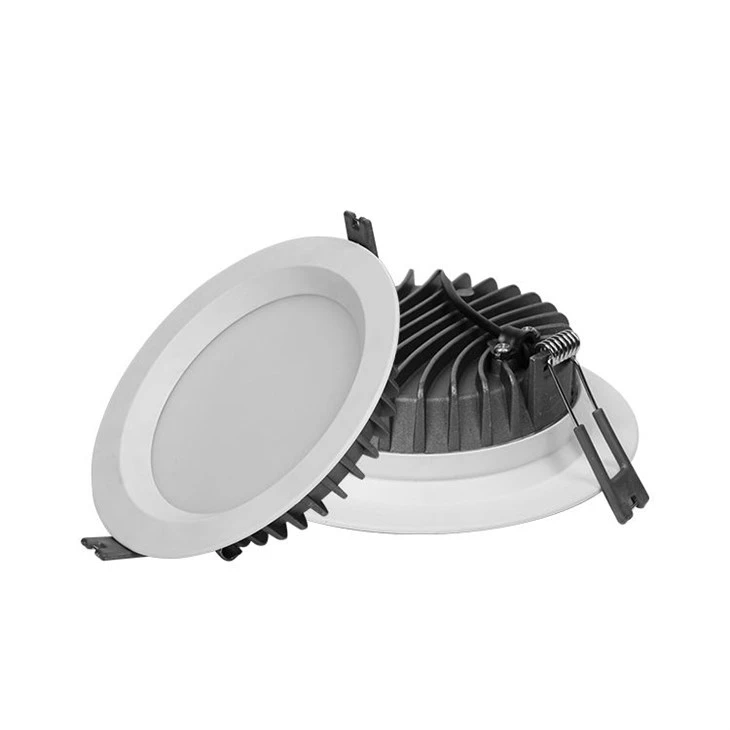 Led downlights til stue og indkøbscenter belysning